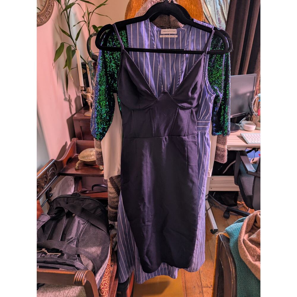 pretty little thing dress size 4 NAVY